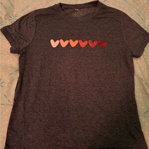 SHEIN Charcoal Gray Short Sleeve Tee with Gradient Heart Print (size: s)